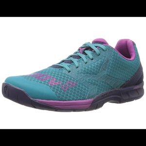 Inov-8 Women's F-Lite 250 in Size 8